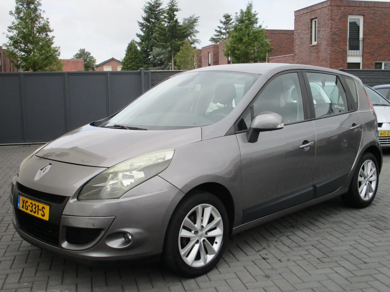 Renault Scénic (2009) — foto 1