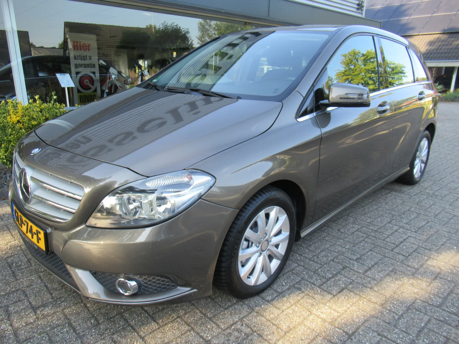 Mercedes-Benz B-Klasse (2012) — foto 1
