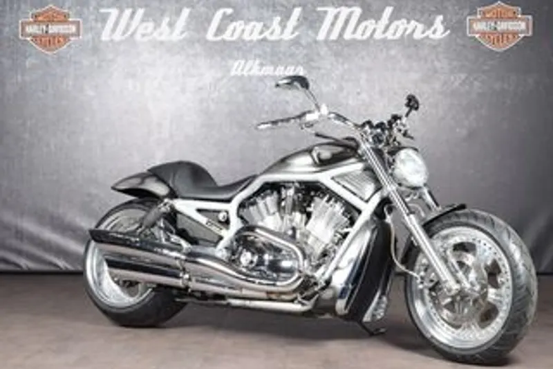 Harley-Davidson V-Rod (2002)