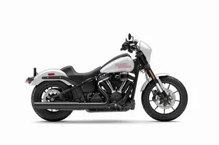 Harley-Davidson Softail LOW Rider (2026) — foto 1