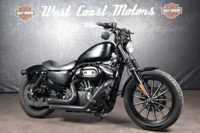 Harley-Davidson Sportster 883 (2010)