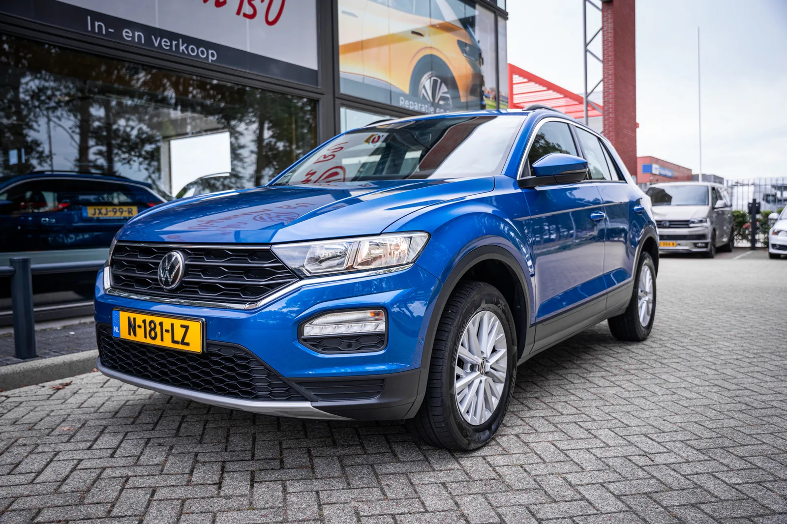 Volkswagen T-Roc (2021) — foto 1