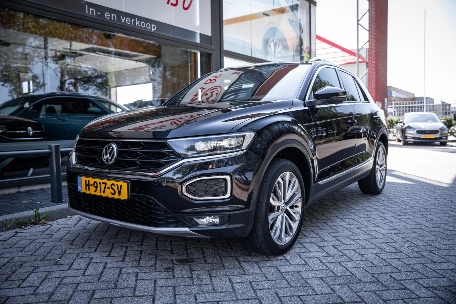 Volkswagen T-Roc (2020) — foto 1