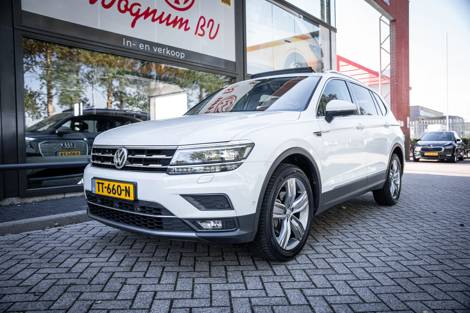 Volkswagen Tiguan (2018) — foto 1