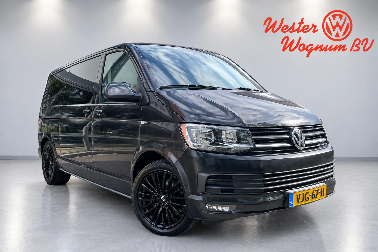 Volkswagen Transporter (2019) — foto 1
