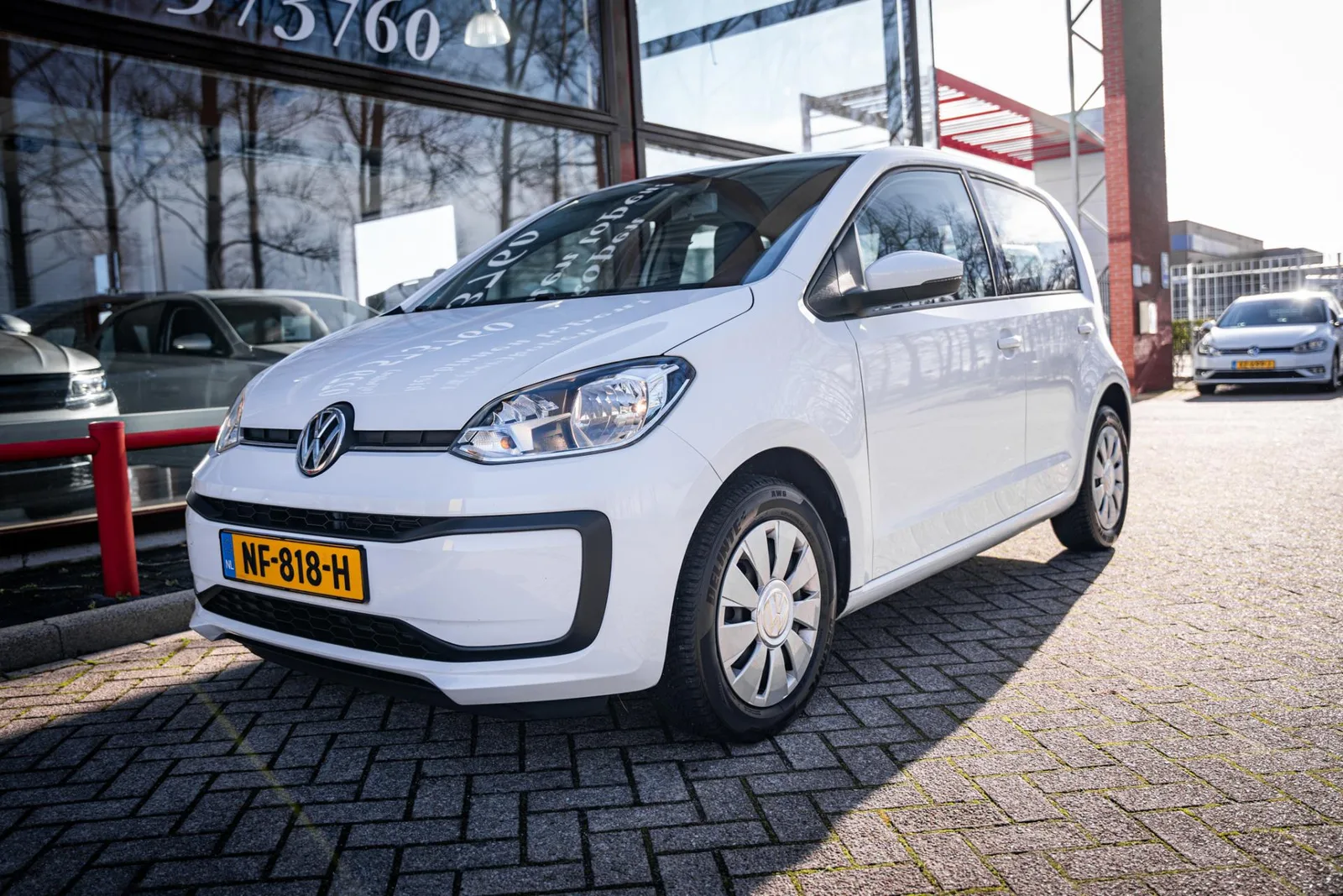 Volkswagen Up! (2017) — foto 1