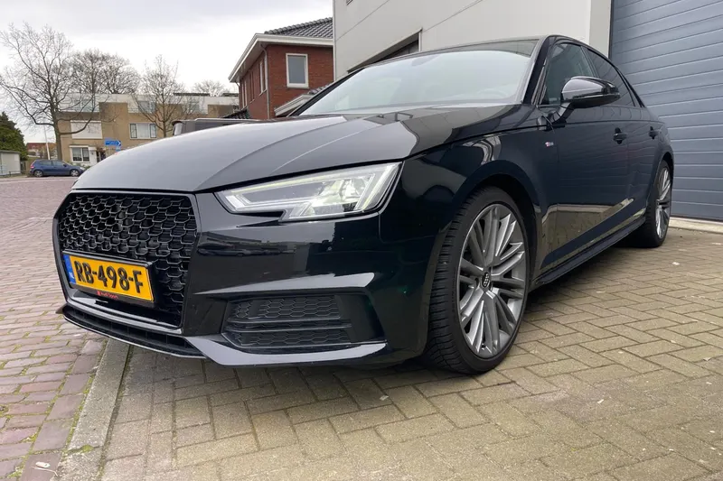 Audi A4 (2017)