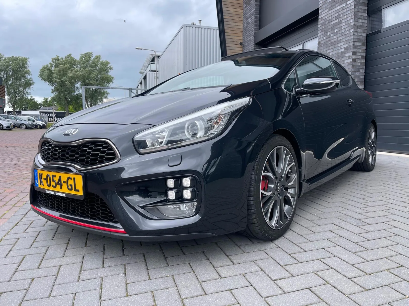 Kia Pro Cee'd (2014) — foto 1