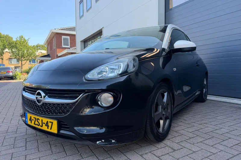 Opel Adam (2015)