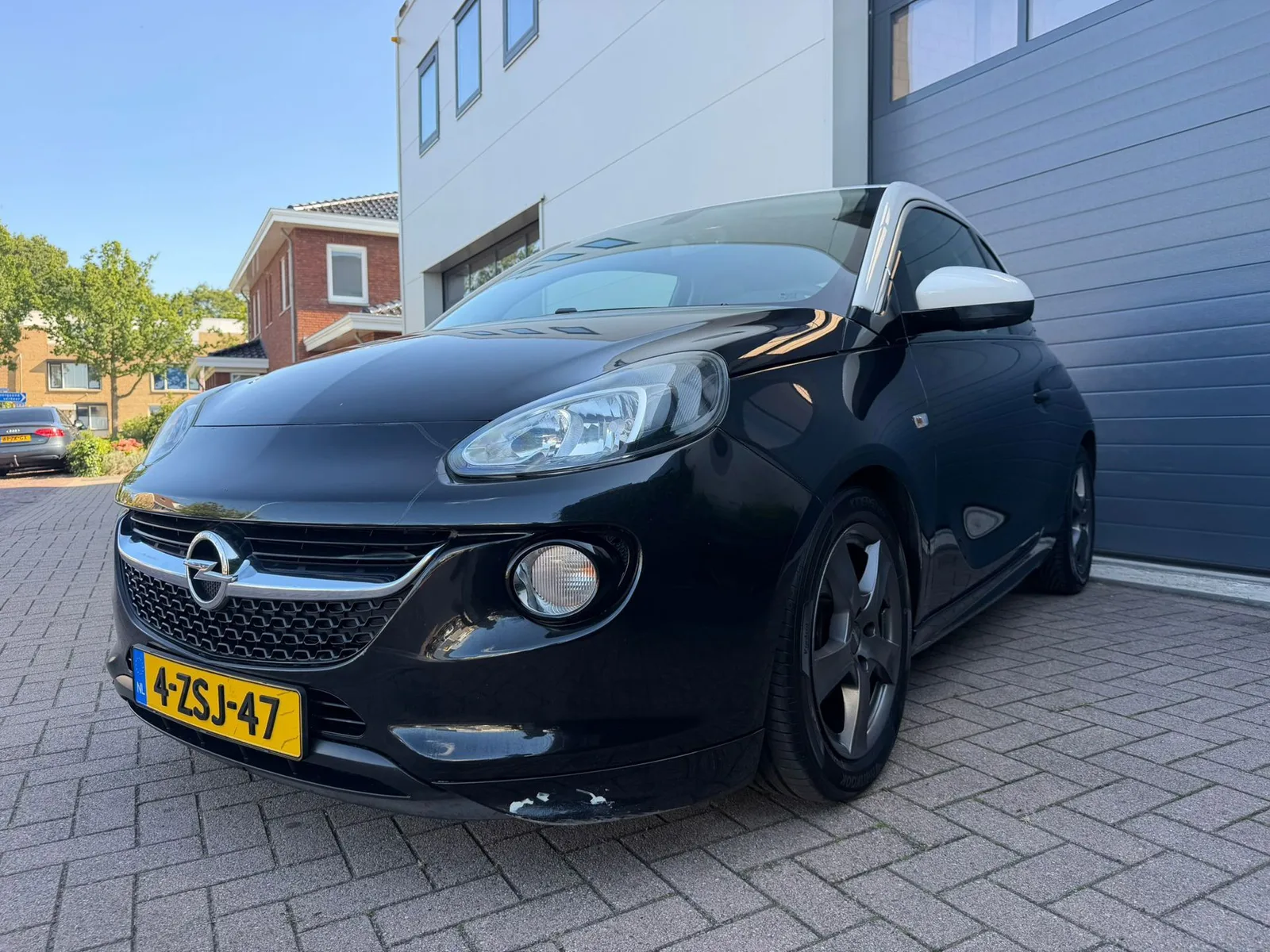 Opel Adam (2015) — foto 1