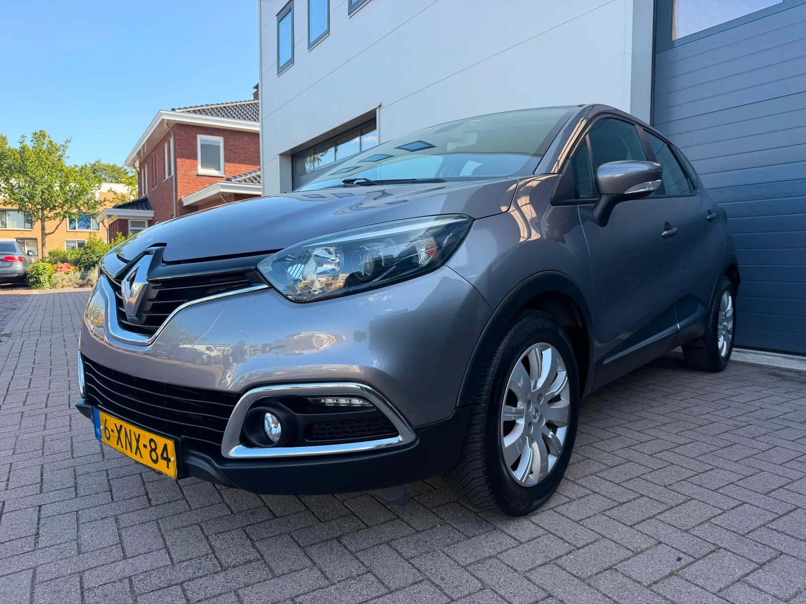 Renault Captur (2014) — foto 1