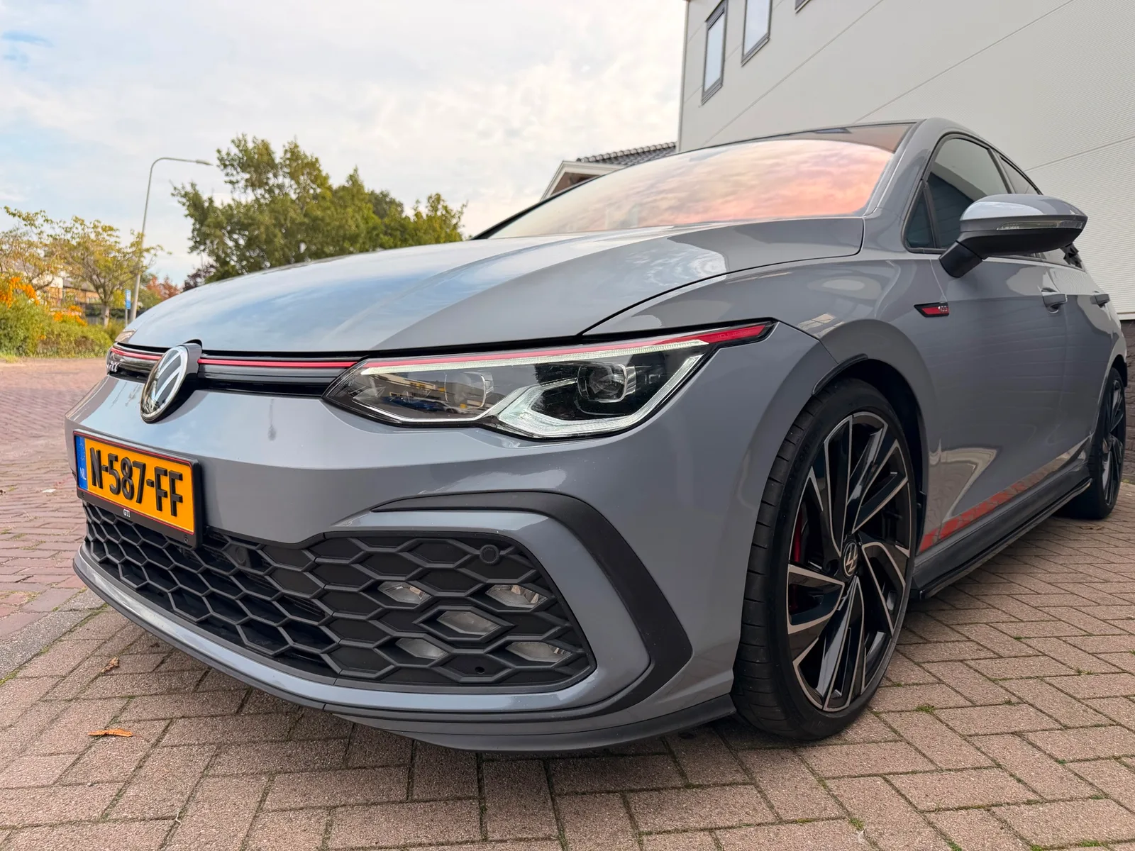 Volkswagen Golf (2021) — foto 1