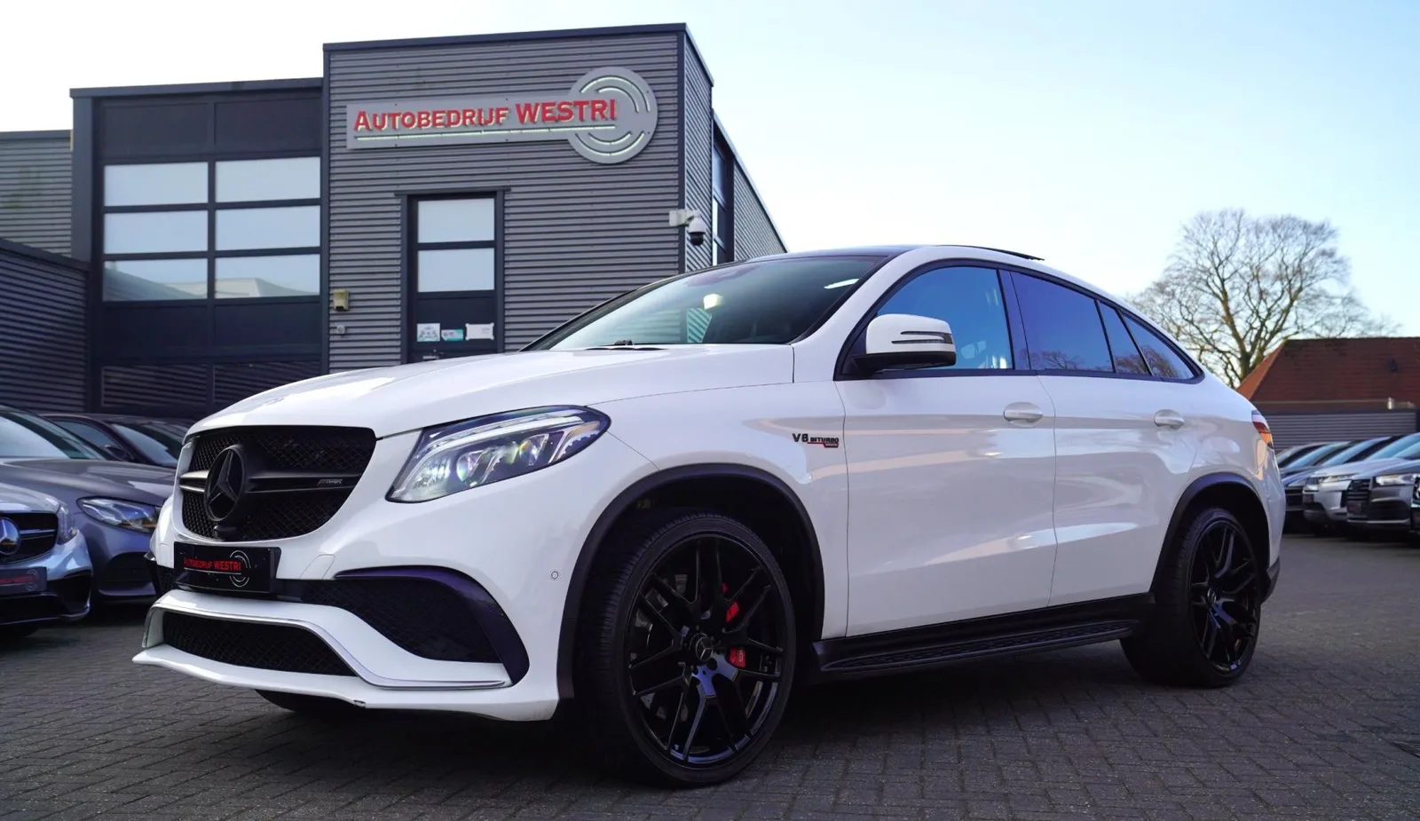 Mercedes-Benz Benz (2016) — foto 1