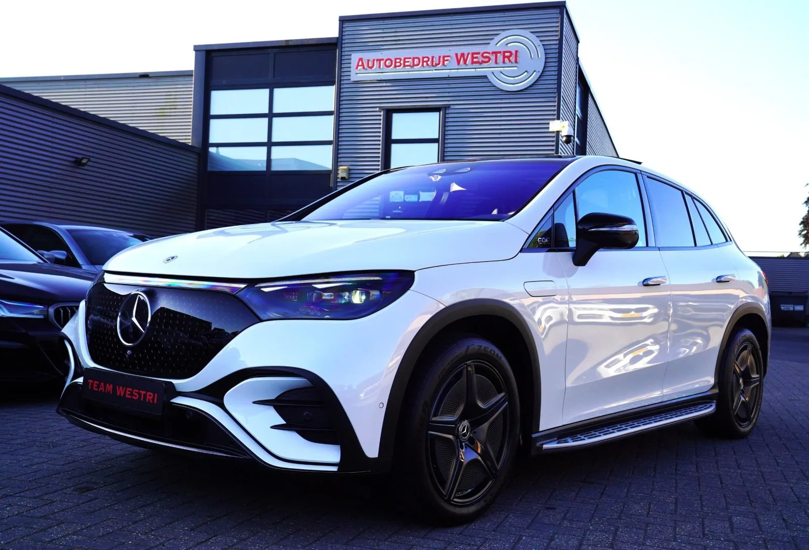 Mercedes-Benz Benz (2023) — foto 1