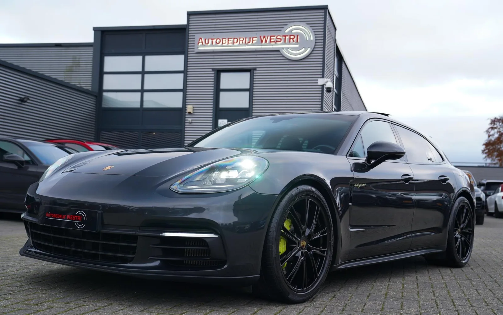 Porsche Panamera (2018) — foto 1