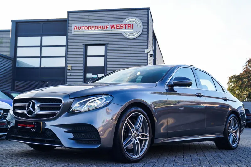 Mercedes-Benz Benz (2018)