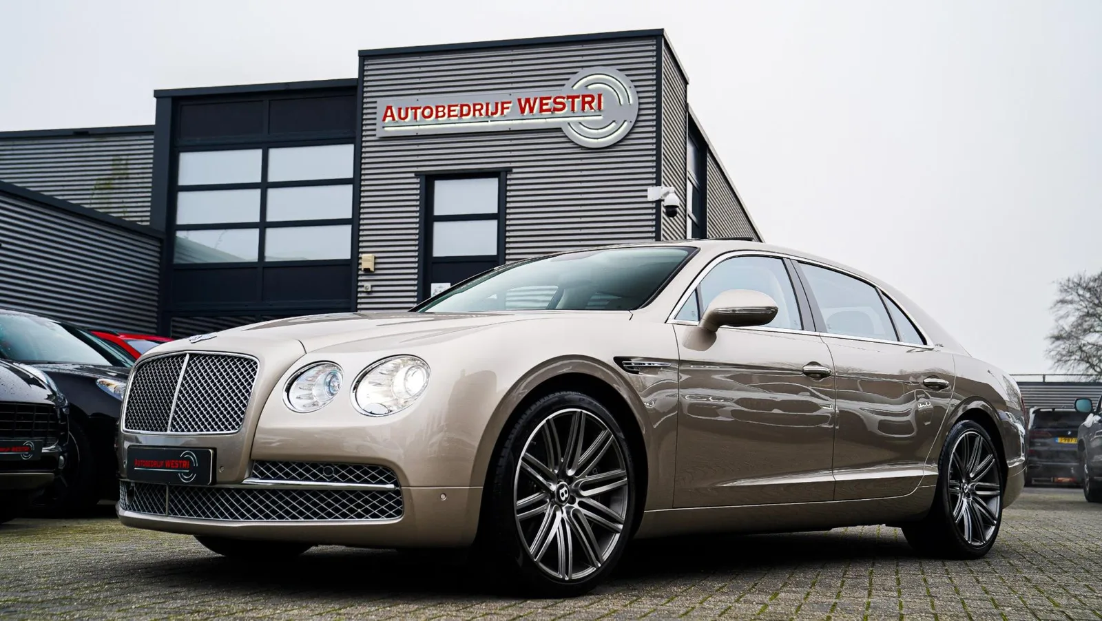 Bentley Flying (2013) — foto 1