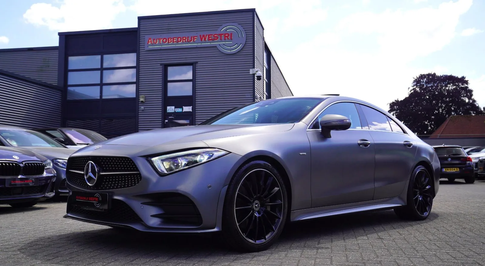 Mercedes-Benz Benz (2018) — foto 1
