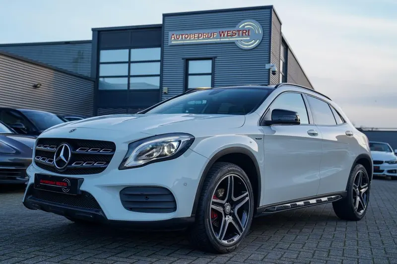 Mercedes-Benz Benz (2017)