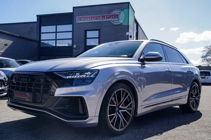 Audi SQ8 (2020)