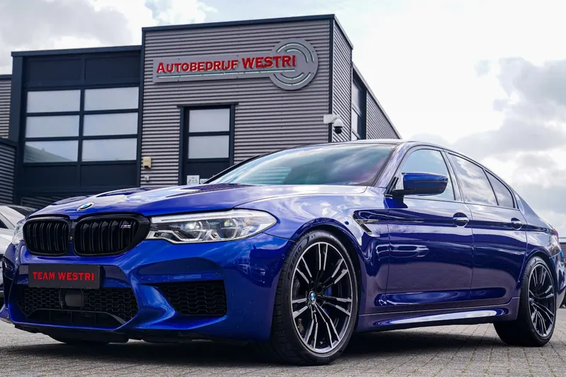 BMW M5 (2018)