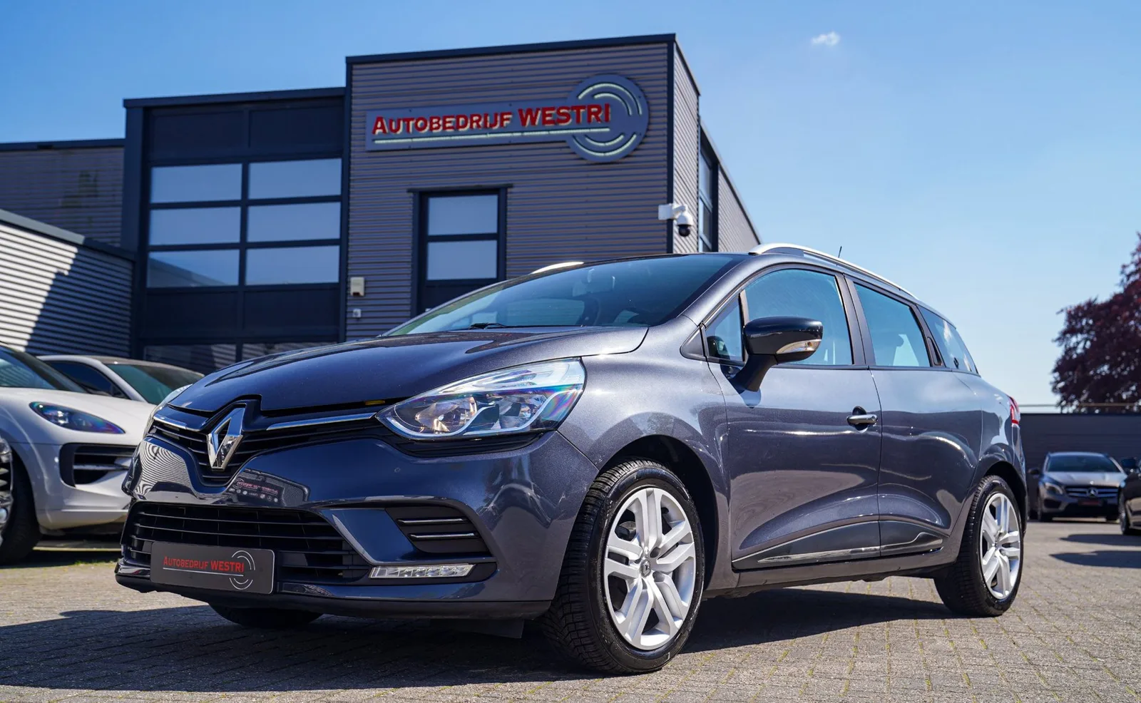 Renault Clio (2017) — foto 1