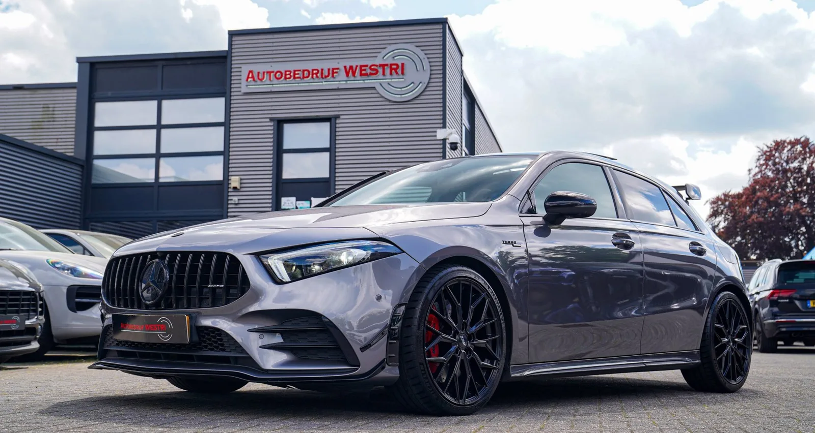 Mercedes-Benz Benz (2019) — foto 1