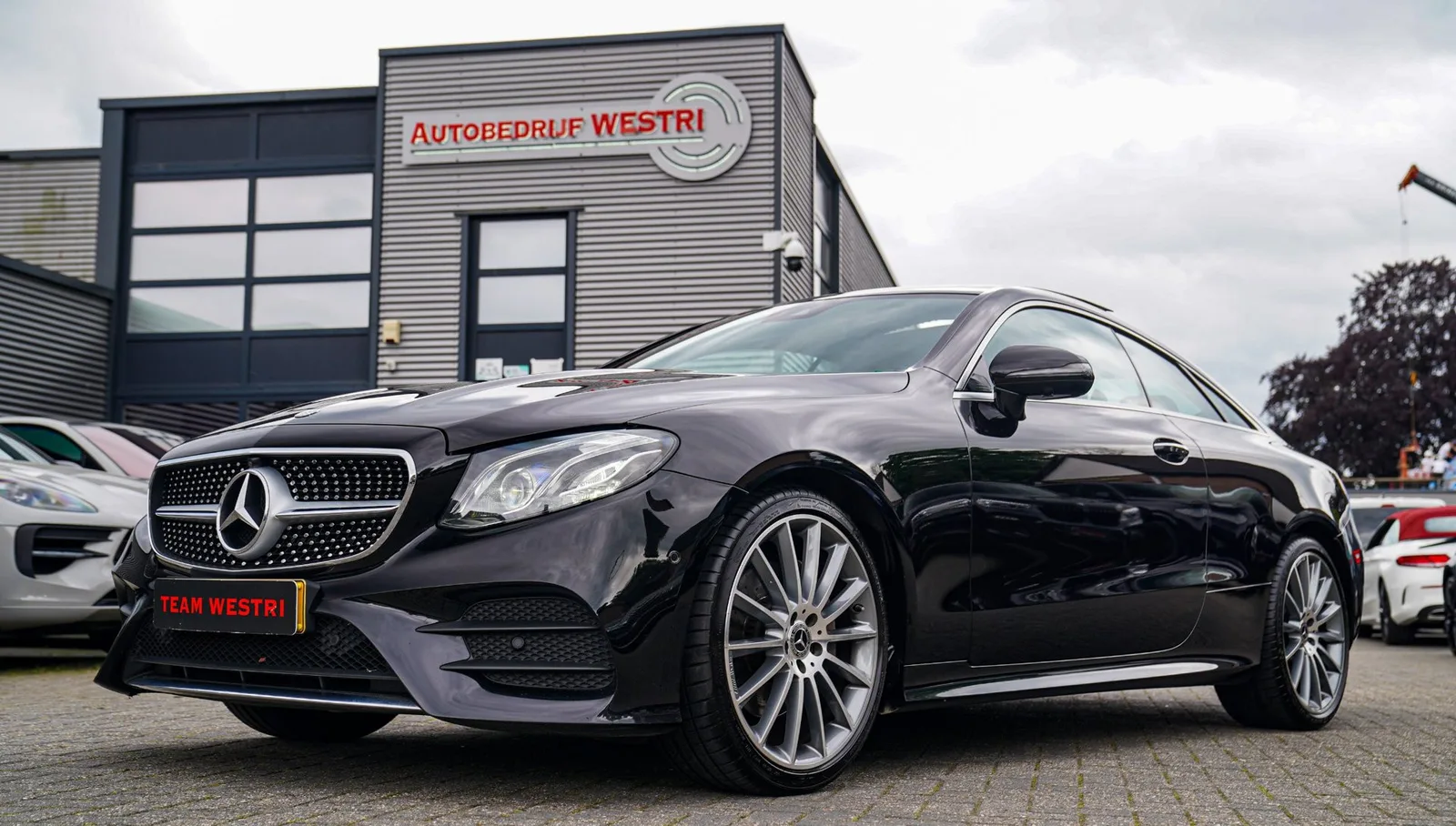 Mercedes-Benz Benz (2019) — foto 1