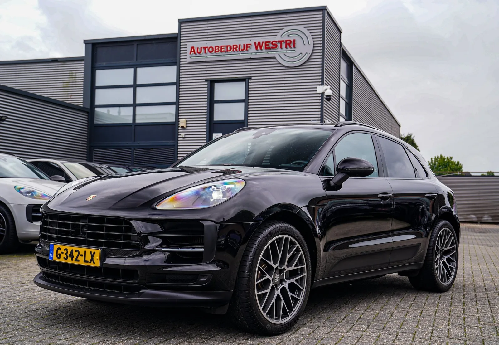 Porsche Macan (2019) — foto 1