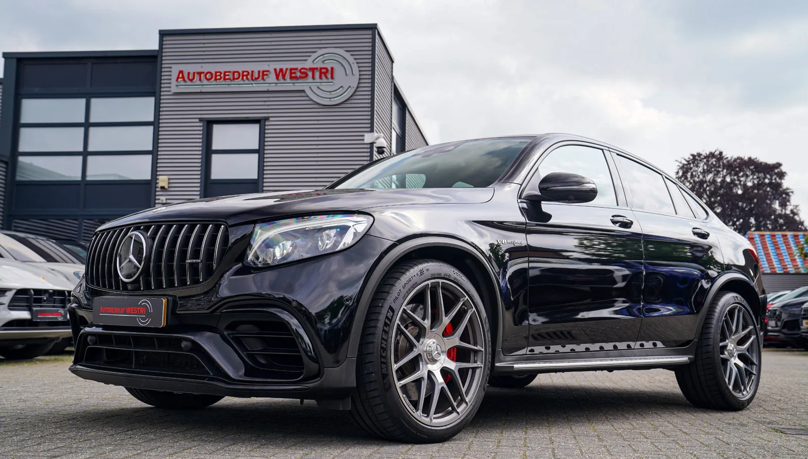 Mercedes-Benz Benz (2018) — foto 1