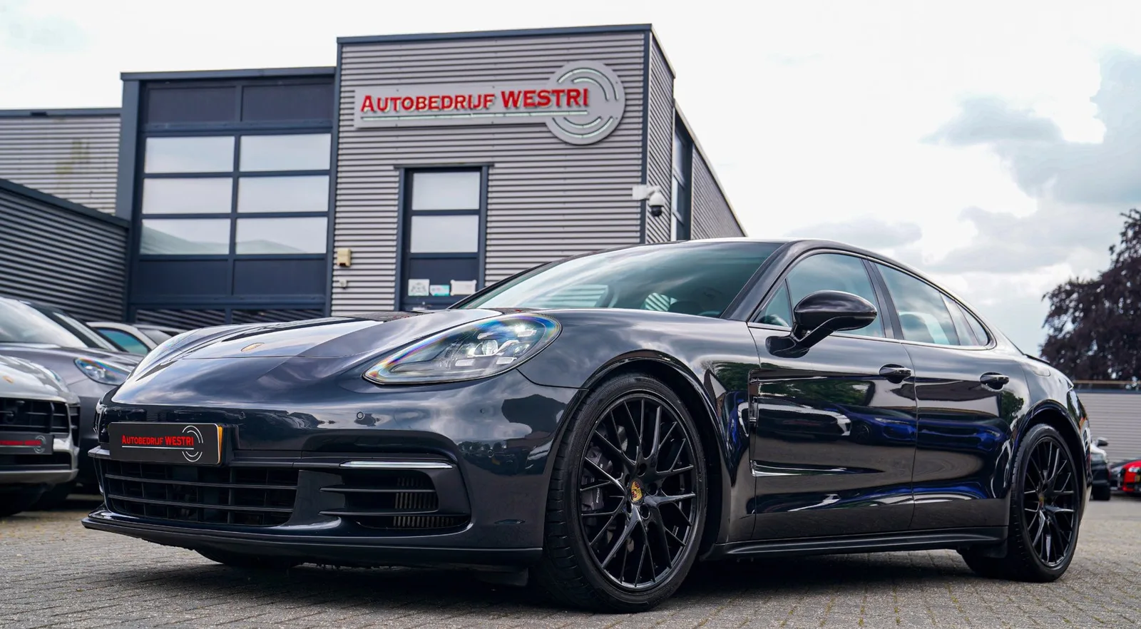 Porsche Panamera (2019) — foto 1