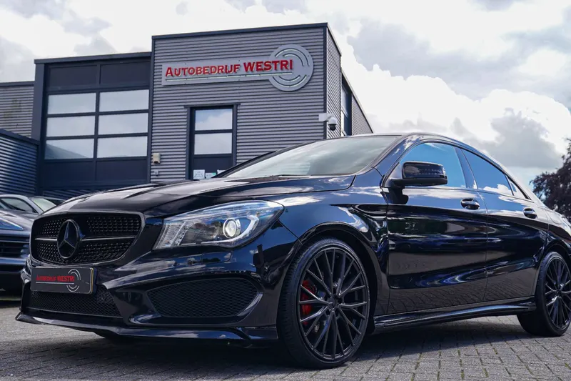 Mercedes-Benz Benz (2016)