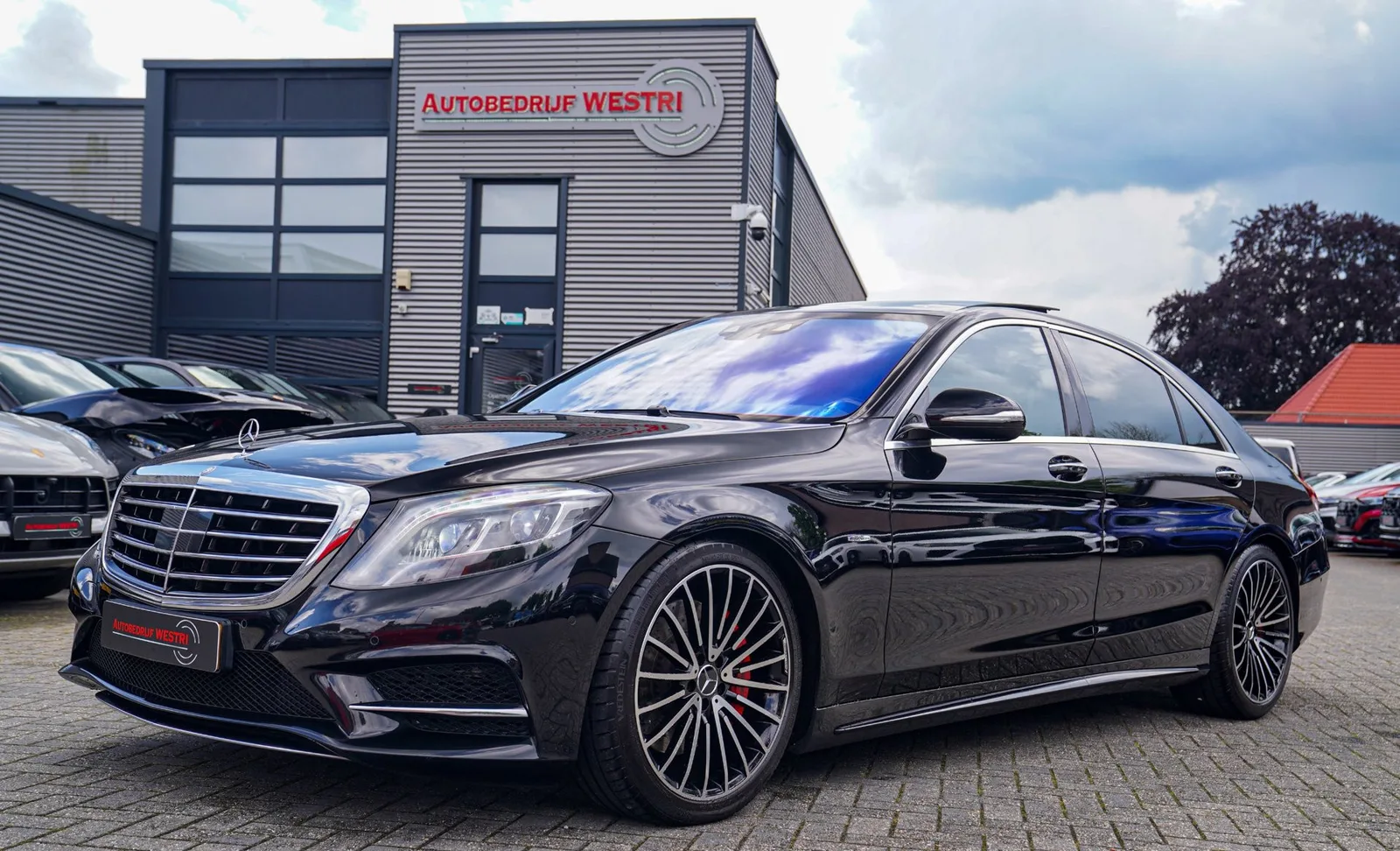 Mercedes-Benz Benz (2013) — foto 1