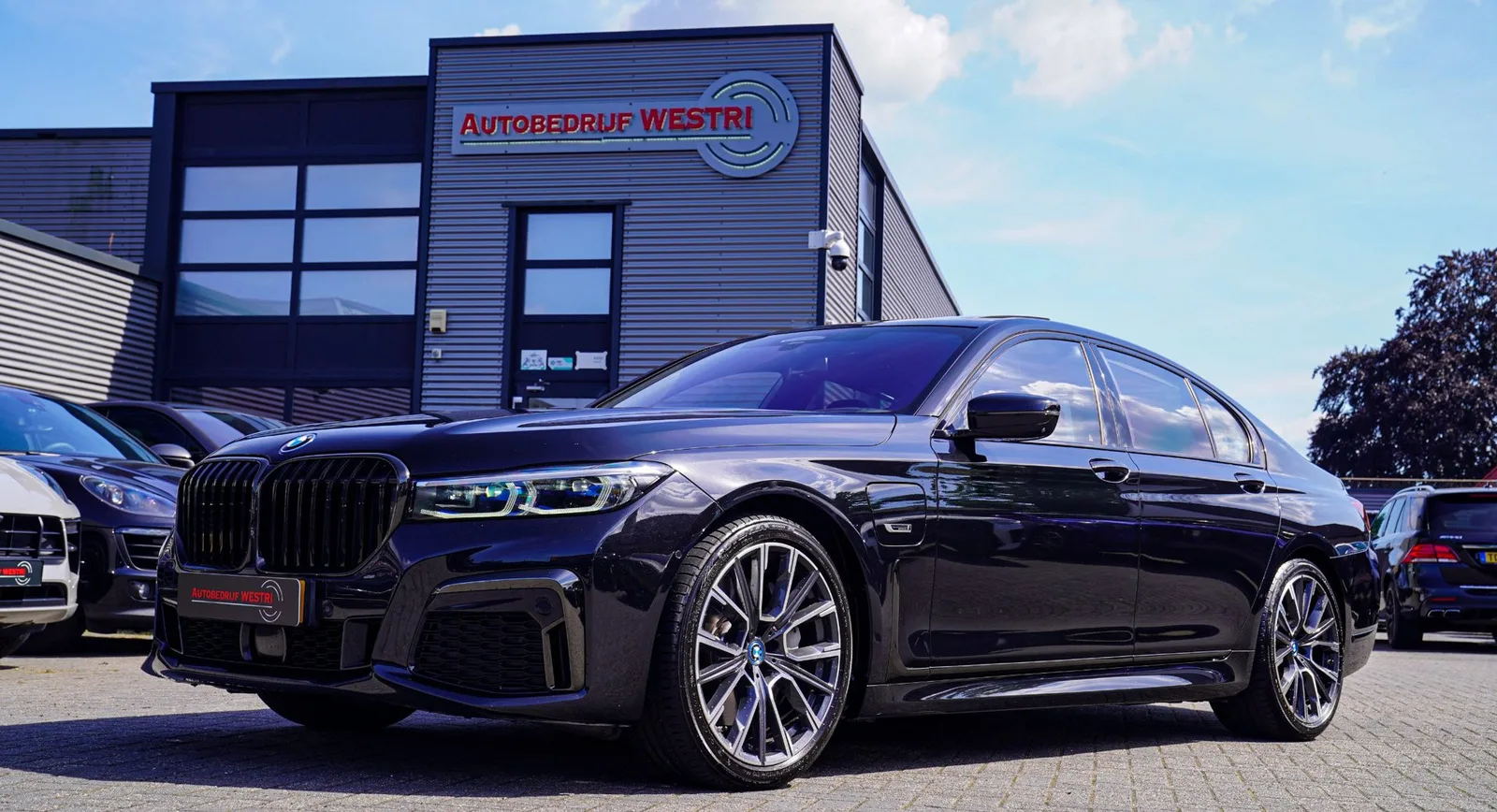 BMW 7 (2022) — foto 1