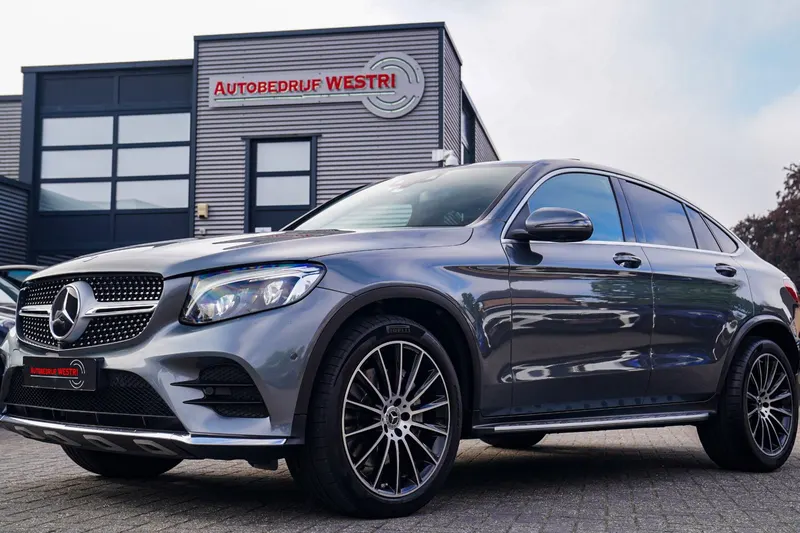 Mercedes-Benz Benz (2016)