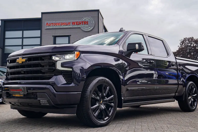 Chevrolet Silverado (2024)