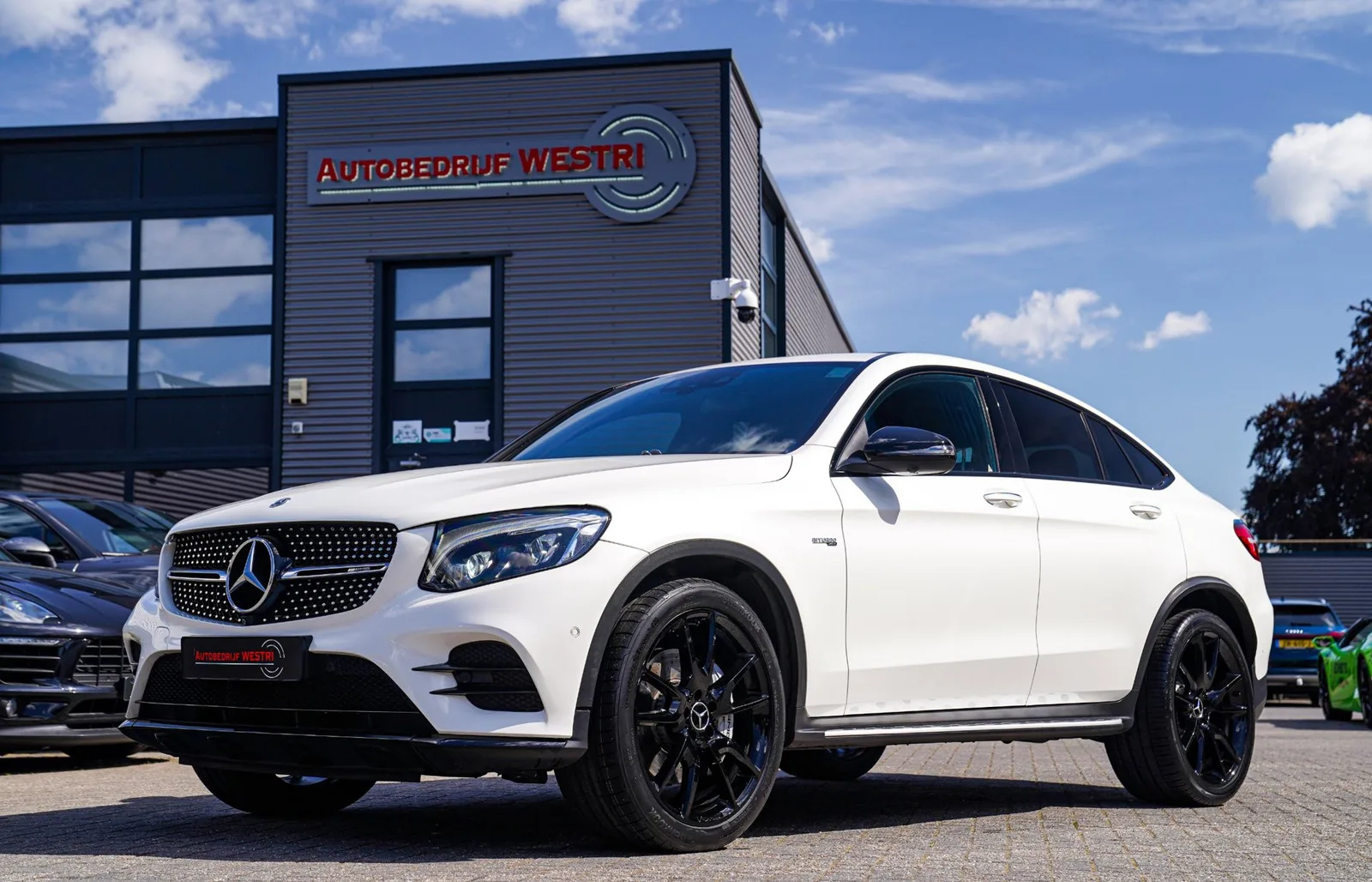 Mercedes-Benz Benz (2019) — foto 1