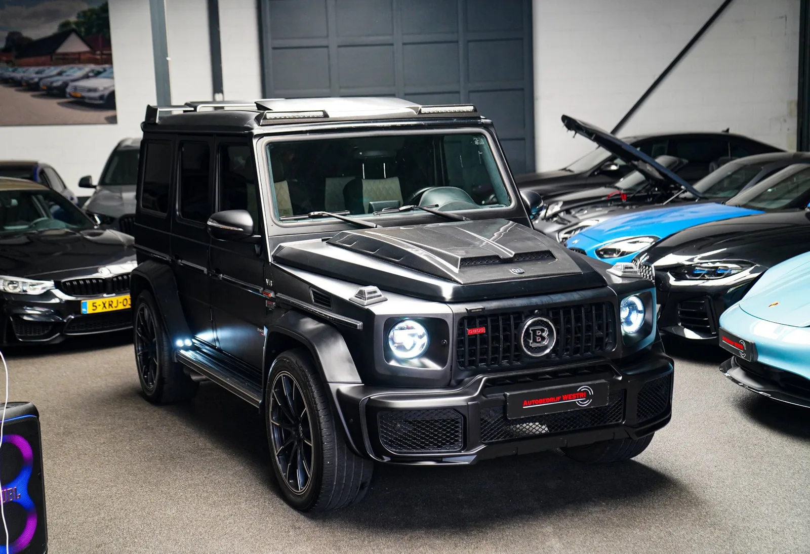 Mercedes-Benz Benz (2016) — foto 1