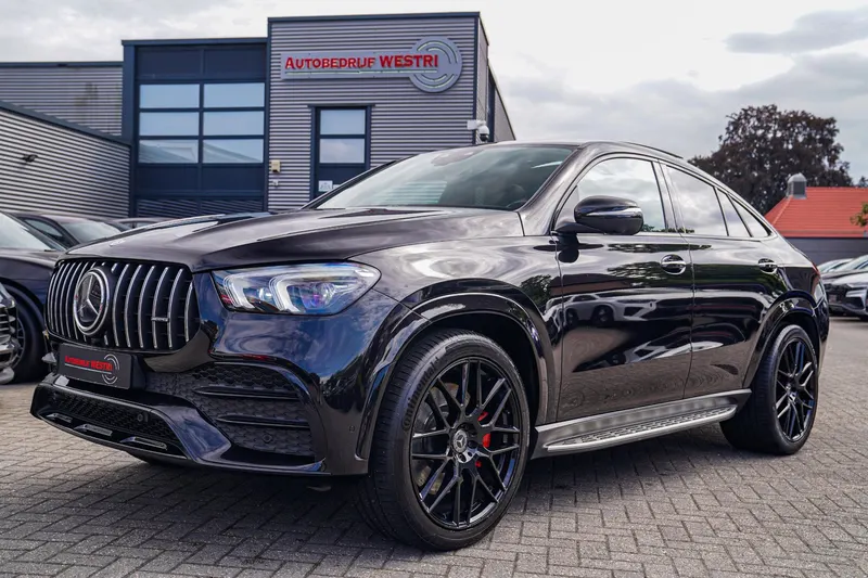 Mercedes-Benz Benz (2020)