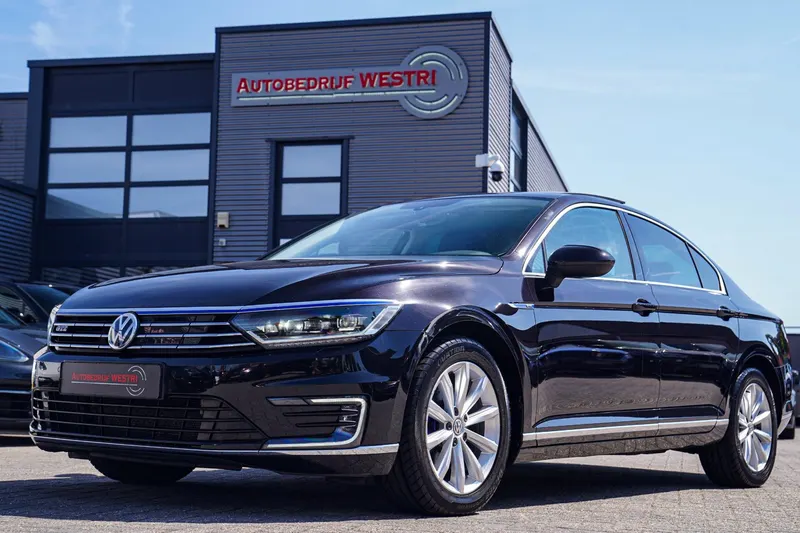 Volkswagen Passat (2016)