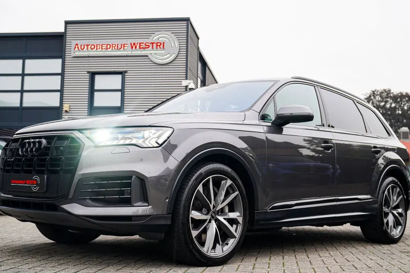 Audi Q7 (2021)
