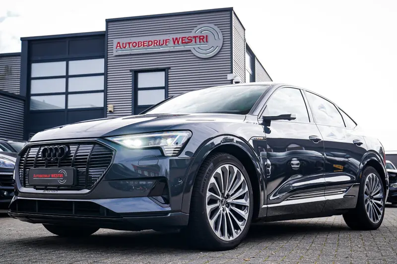 Audi e-tron Sportback (2021)