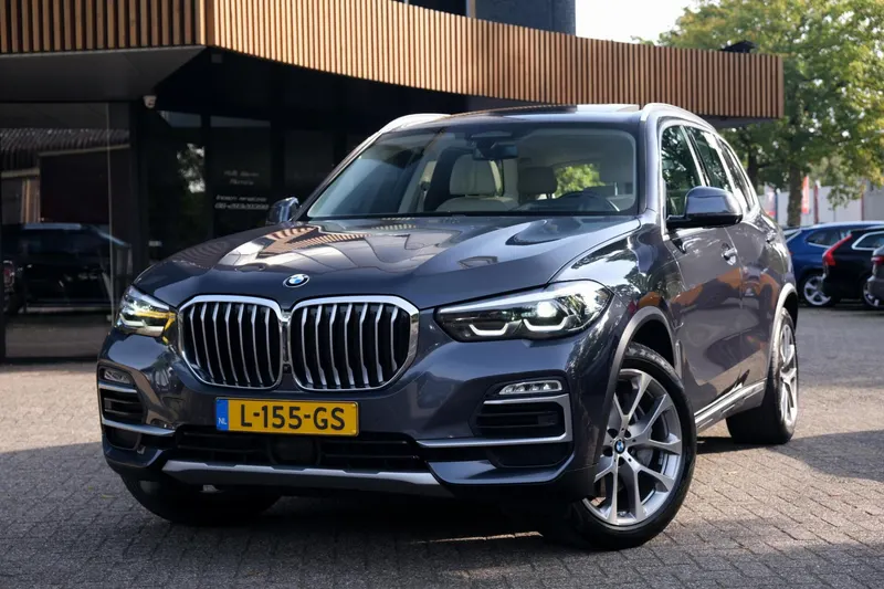 BMW X5 (2021)