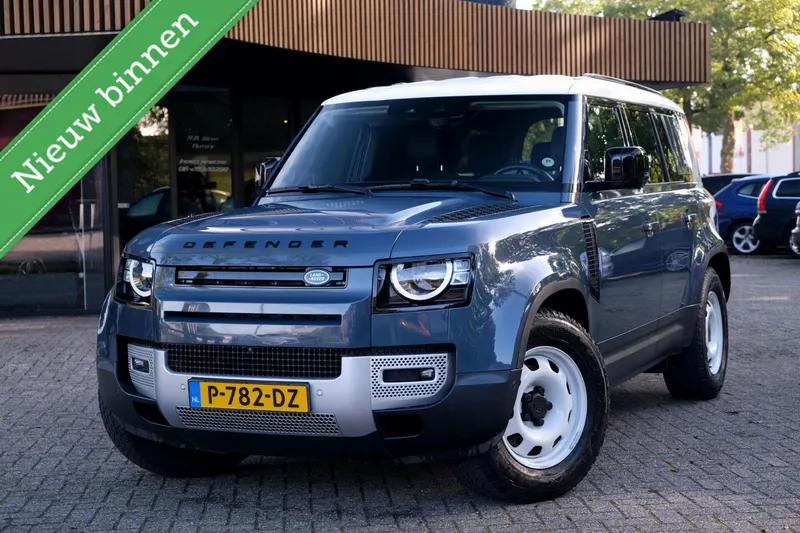 Land Rover Defender (2021)