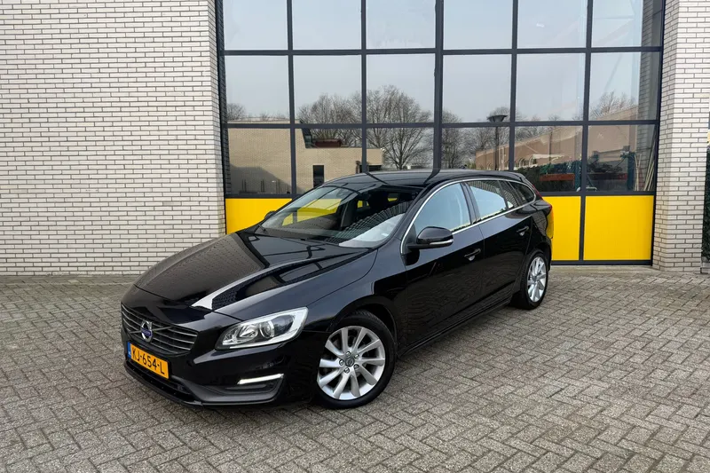 Volvo V60 (2015)