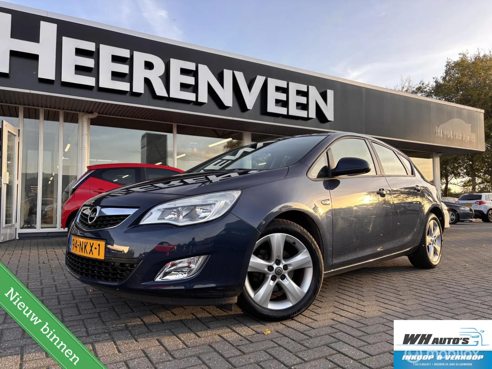 Opel Astra (2010) — foto 1