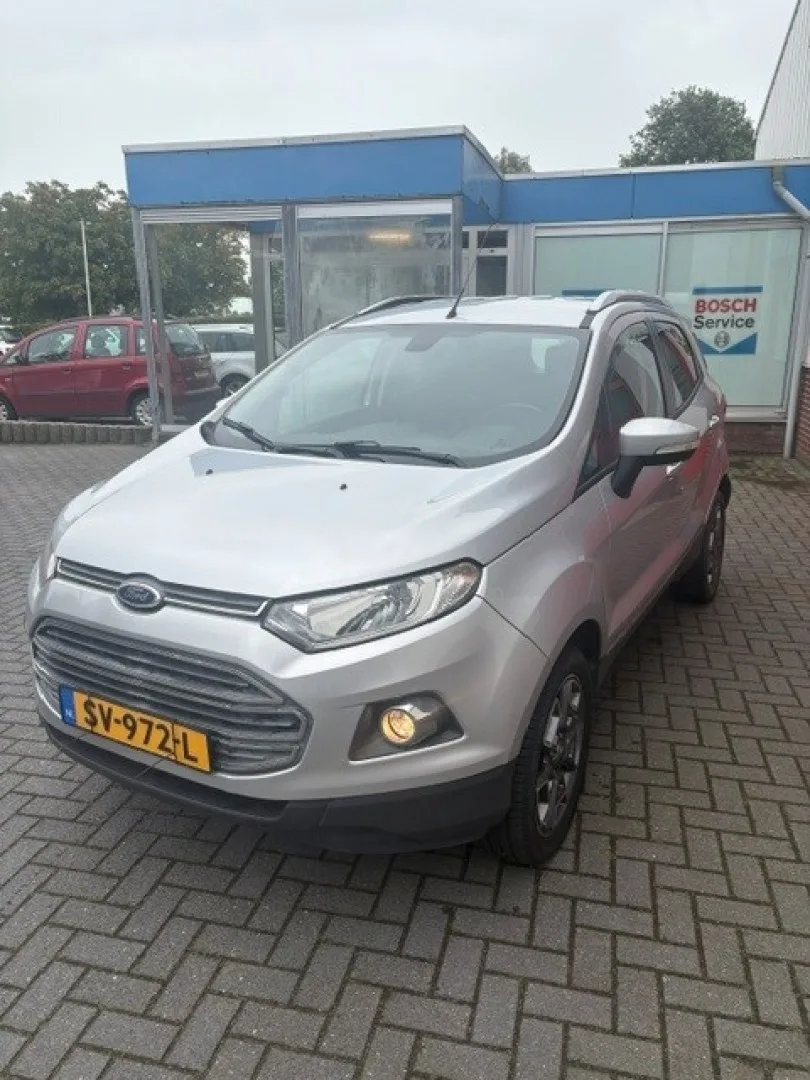 Ford EcoSport (2016) — foto 1