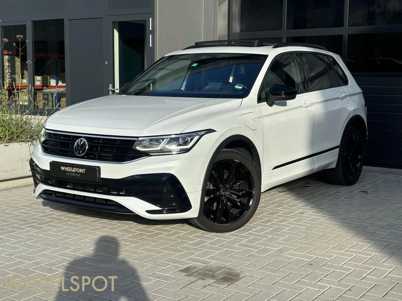 Volkswagen Tiguan (2021) — foto 1