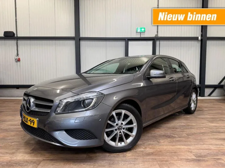 Mercedes-Benz A-Klasse (2015) — foto 1