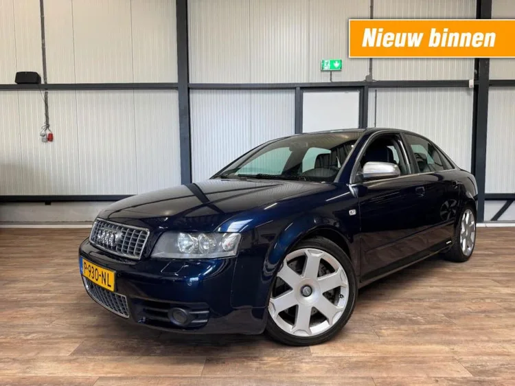 Audi S4 (2004) — foto 1